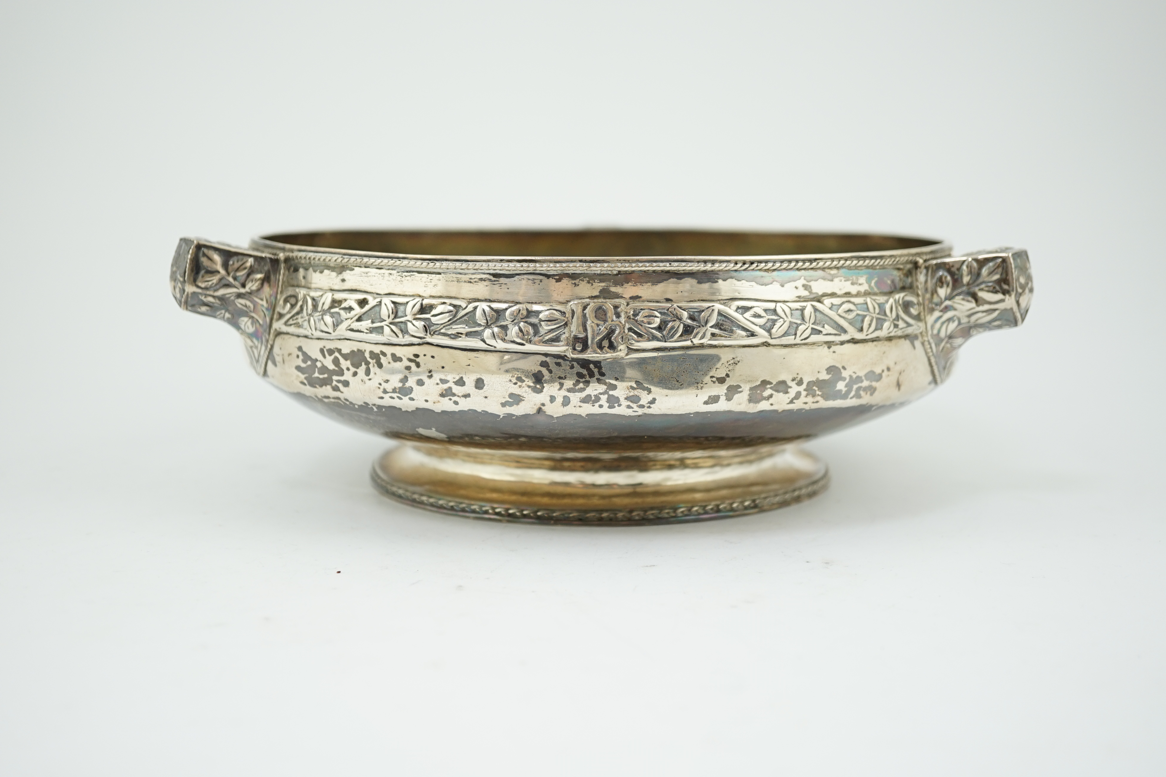 A George V Arts & Crafts silver shallow fruit bowl by John Sidney Reeve (member of the Guild of Handicraft)